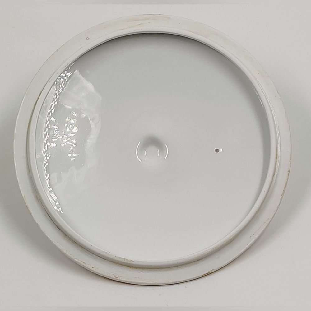 Royal Worcester Evesham Vintage White & Gold Porcelain Covered Serving Dish - Picture 15 of 16
